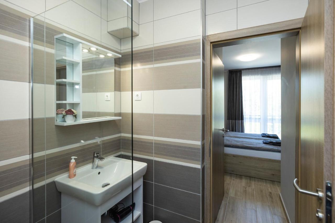 Star Apartman Eger Esterno foto